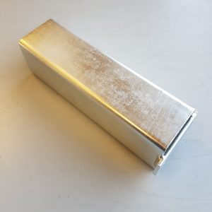 Hylsa för nedgjutning